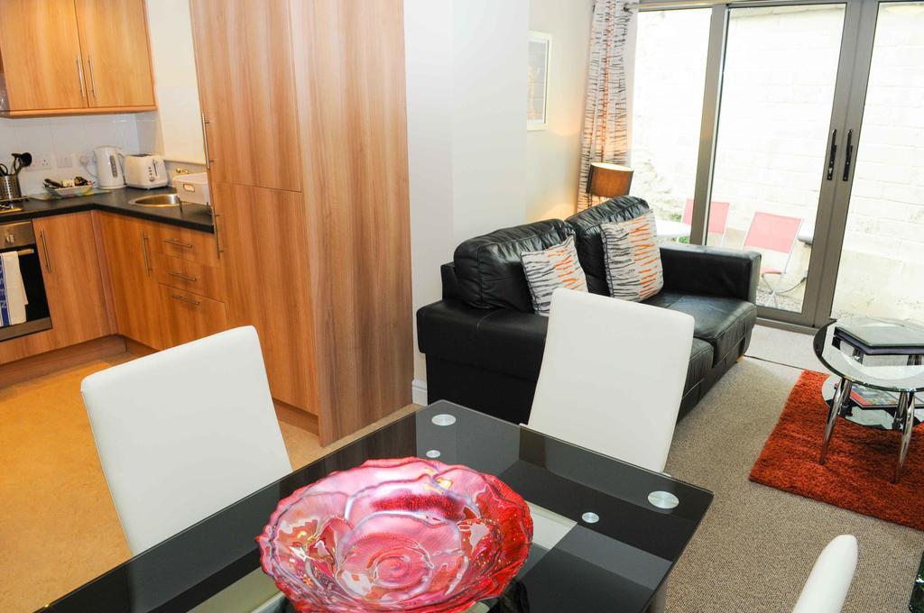 Your Stay Bristol Cotham Lawn Exteriör bild