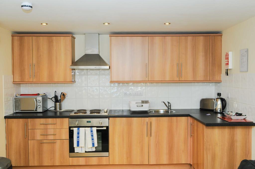 Your Stay Bristol Cotham Lawn Exteriör bild