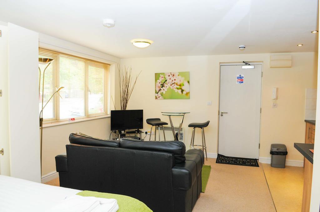 Your Stay Bristol Cotham Lawn Exteriör bild